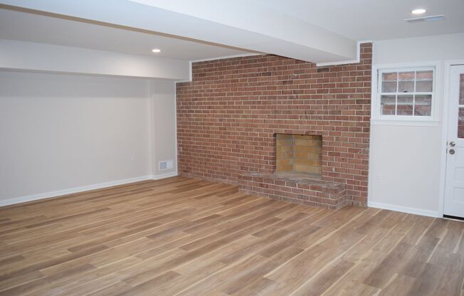 2 beds, 2.5 baths, $3,795