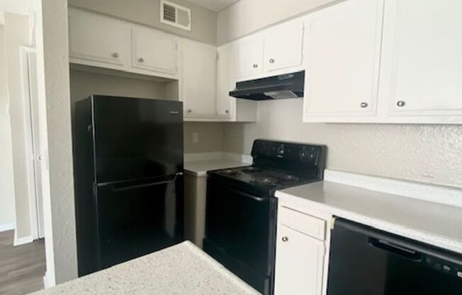 Studio, 1 bath, 512 sqft, $695, Unit 6202-203