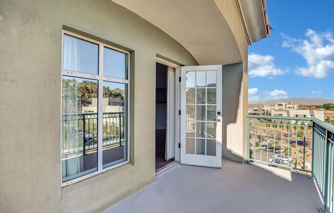 1 bed, 1 bath, 735 sqft, $1,650, Unit 441