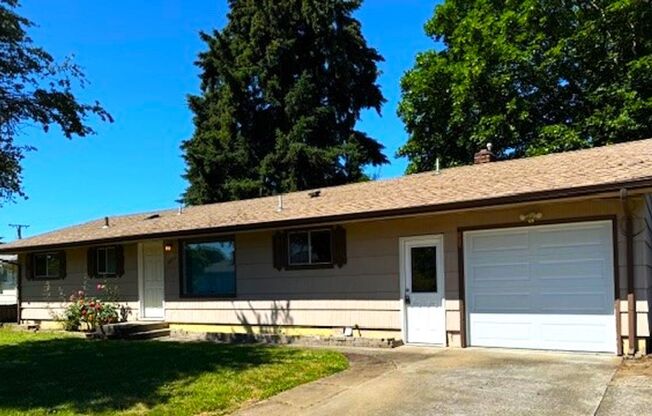 Spacious Home off River Road