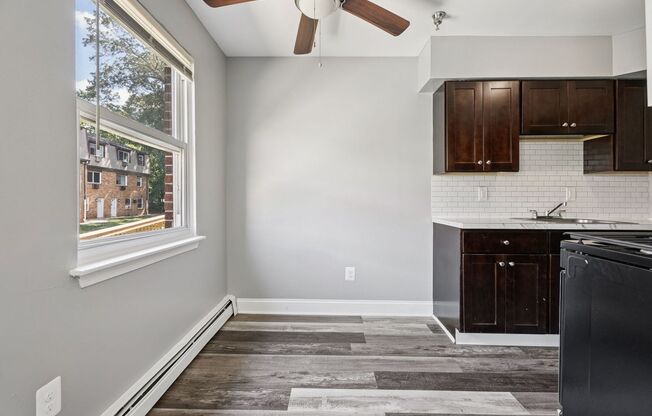 1 bed, 1 bath, 700 sqft, $1,350, Unit G2