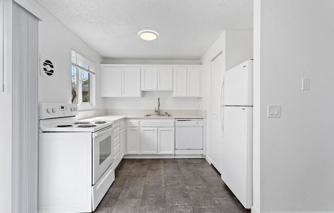 2 beds, 1 bath, 794 sqft, $1,395, Unit 3