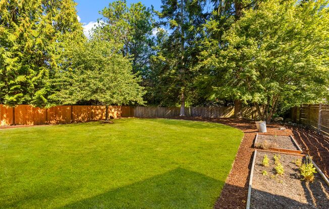 Shoreline 4 Bedroom Beautiful Gardens