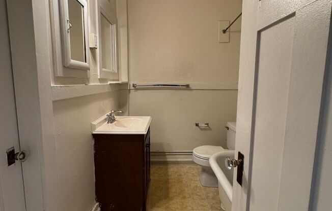 Studio, 1 bath, 450 sqft, $1,445, Unit 308