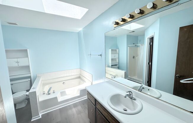 3 beds, 2 baths, $1,250
