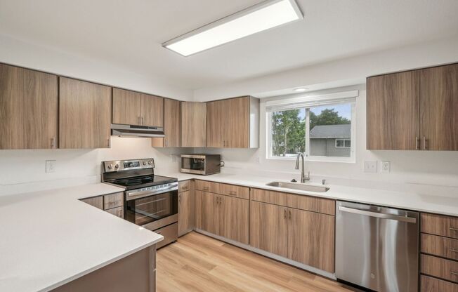 2 beds, 1.5 baths, 975 sqft, $1,749, Unit F-36