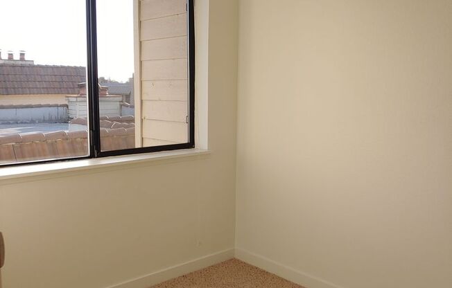 1 bed, 1 bath, 670 sqft, $1,825, Unit C304