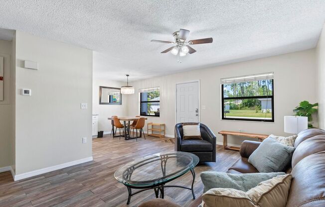 fully furnished 2 bedroom, 1 bath