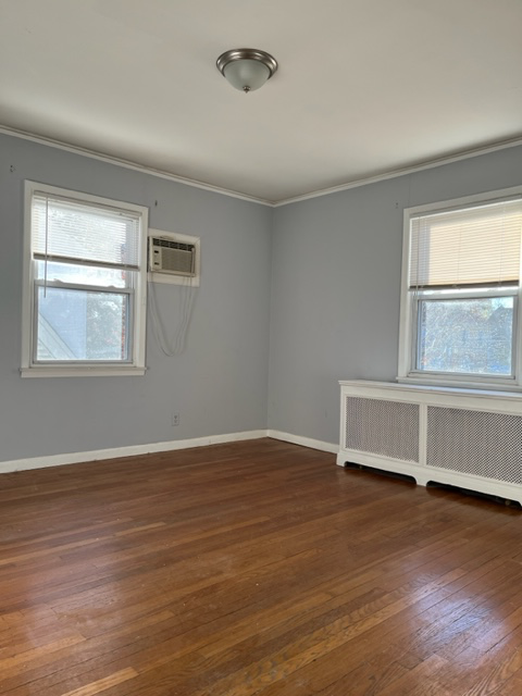 35 27 UTOPIA PKWY