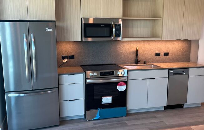 Studio, 1 bath, 468 sqft, $2,750, Unit 512