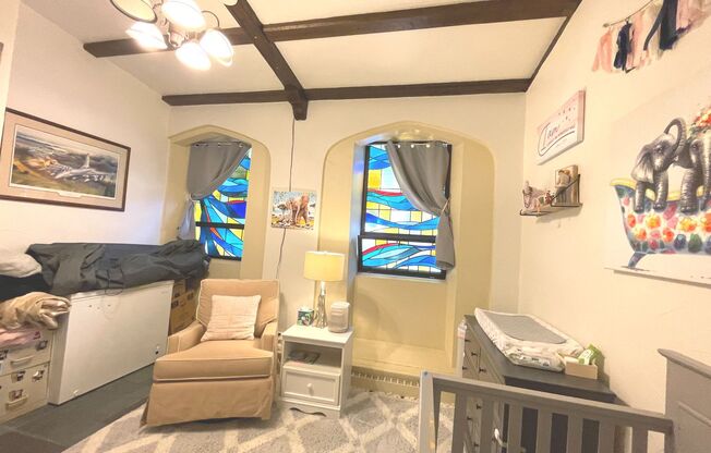 2 beds, 1 bath, $2,145, Unit 101