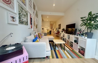 1 bed, 1 bath, $4,354, Unit 16M