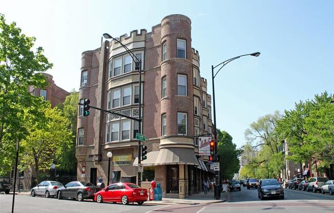 The Pelham - Exterior