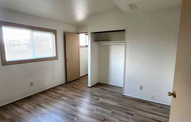 1 bed, 1 bath, 440 sqft, $950, Unit 1115-B