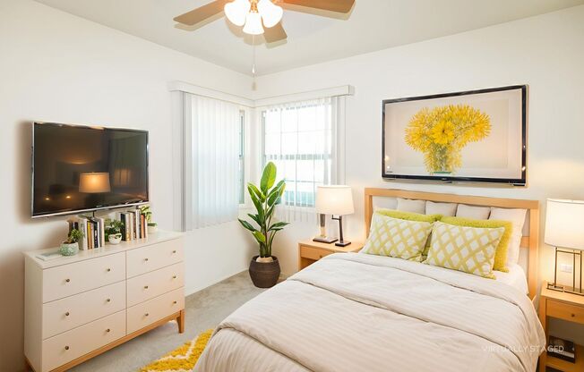 Emerald Garden - 5200r