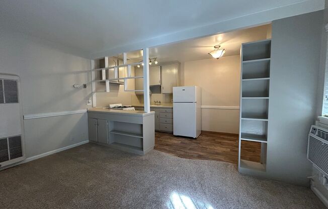 2508 L Street ~ Live Where Midtown Happens!