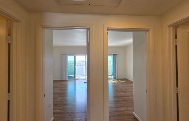 2 beds, 2 baths, 900 sqft, $2,795, Unit 148-204
