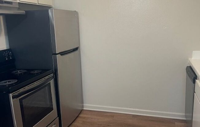 2 beds, 1 bath, 730 sqft, $1,600, Unit 151