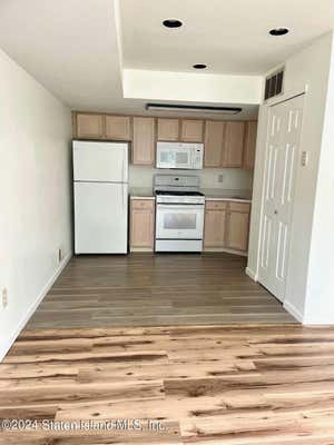 1 bed, 1 bath, 430 sqft, $1,700