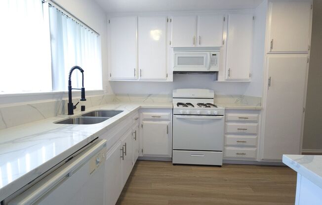 2 beds, 2 baths, 1,100 sqft, $2,448, Unit 236