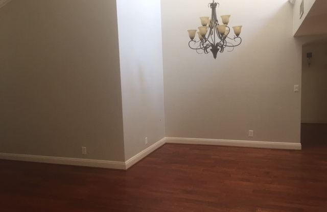 3 beds, 2 baths, $2,000