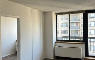 1 bed, 1 bath, 542 sqft, $3,700, Unit 27D