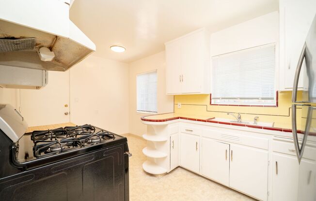 22814 - 22832 Alice St.