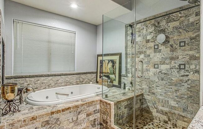 Luxurious home with private pool on Painted Desert Golf Course