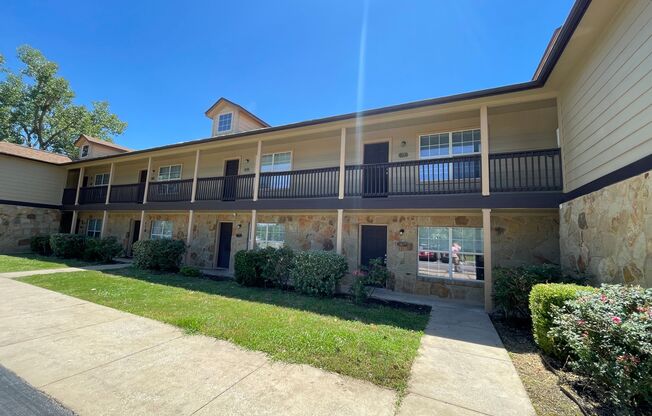 Montierra Apartments