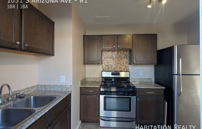 1031 S ARIZONA AVE