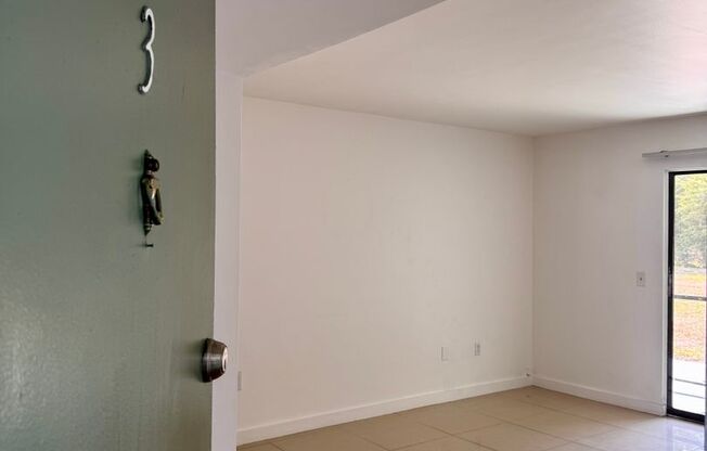 3 beds, 2 baths, 1,205 sqft, $2,075, Unit 003