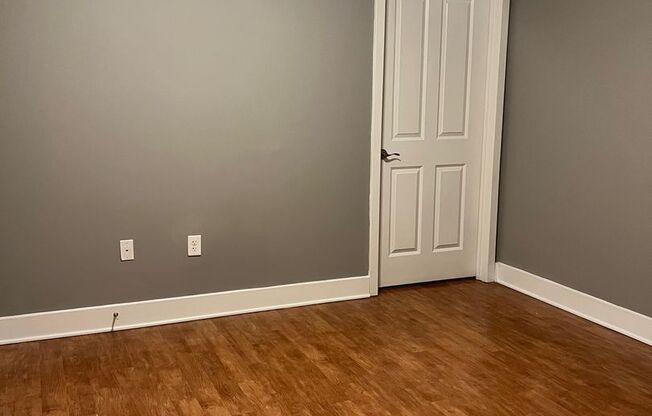 2 beds, 2 baths, $1,900, Unit 316