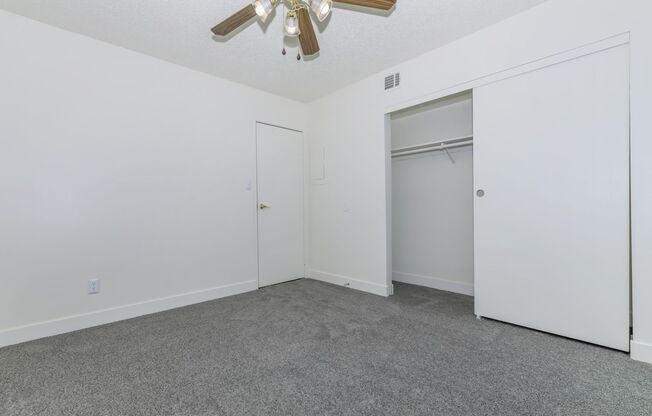 3 beds, 2 baths, 1,194 sqft, $1,649, Unit P1085