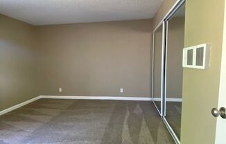 1 bed, 1 bath, 691 sqft, $2,150, Unit 190