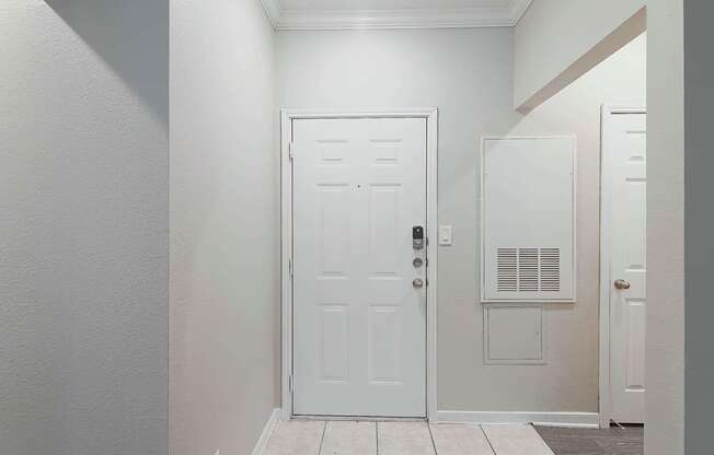 3 beds, 2 baths, 1,299 sqft, $1,656