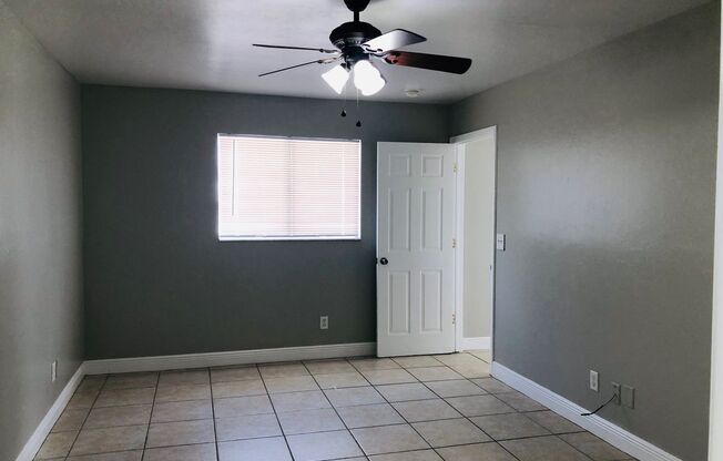 3 beds, 2 baths, $1,595