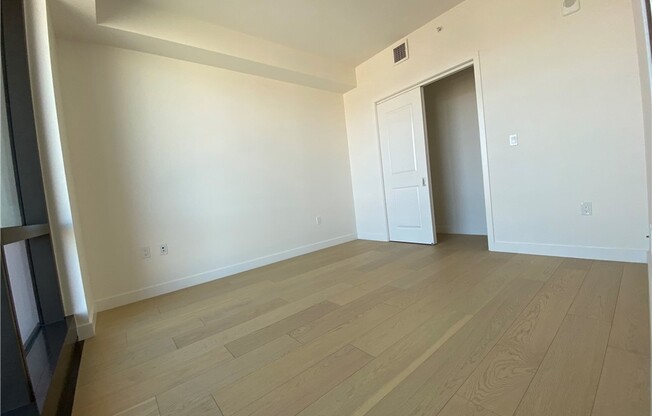 1 bed, 1 bath, 711 sqft, $3,000, Unit 2404
