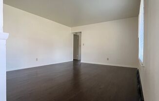 3 beds, 1 bath, $1,595