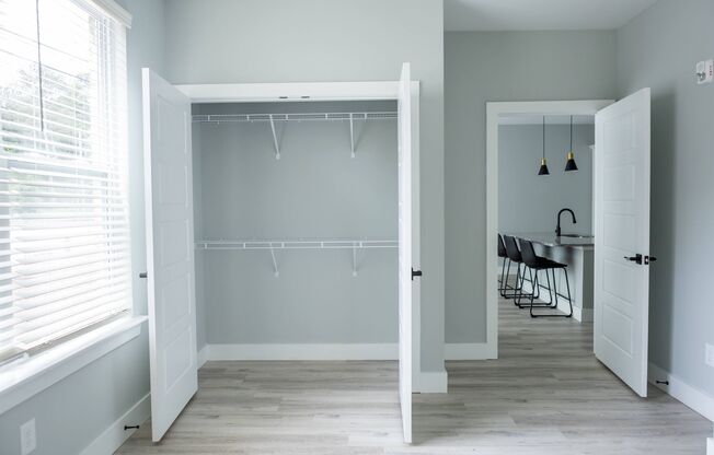 Tryon Flats – Modern Student Living Near NC State