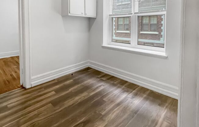 2 beds, 1 bath, 635 sqft, $1,313, Unit 113
