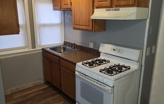 2 beds, 1 bath, 1,428 sqft, $2,300, Unit 1