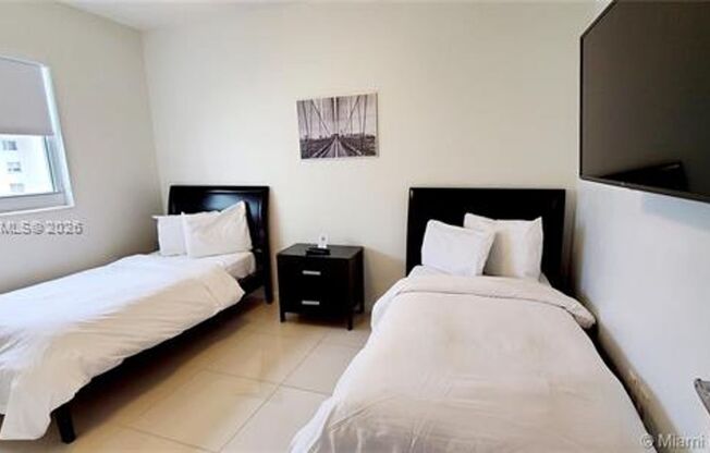 2 beds, 2 baths, $3,600, Unit # 1203