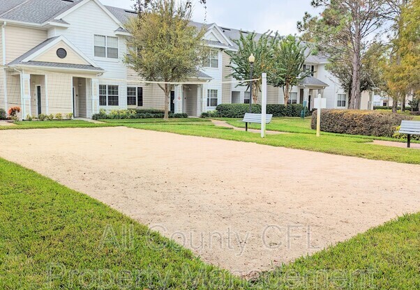 303 SOUTHERN PECAN CIR