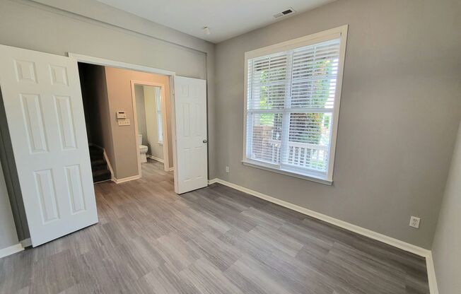 Ballantyne Beauty for Immediate Lease!