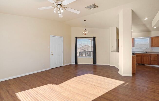 Pueblo West ranch home in cul-de-sac on .28 acre lot