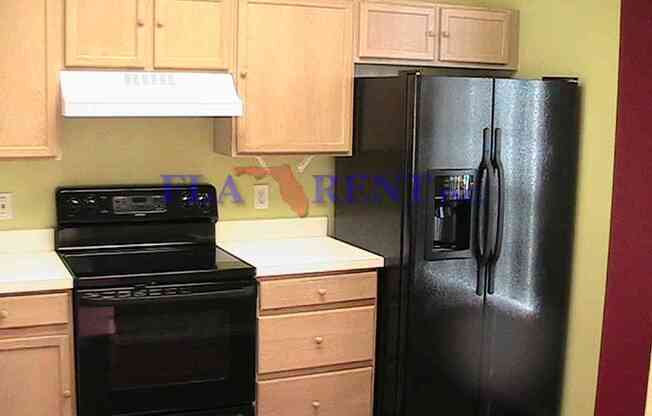 3 BEDROOM / 2 BATH - 2 STORY TOWNHOUSE (SOUTH ORLANDO) NEAR AIRPORT