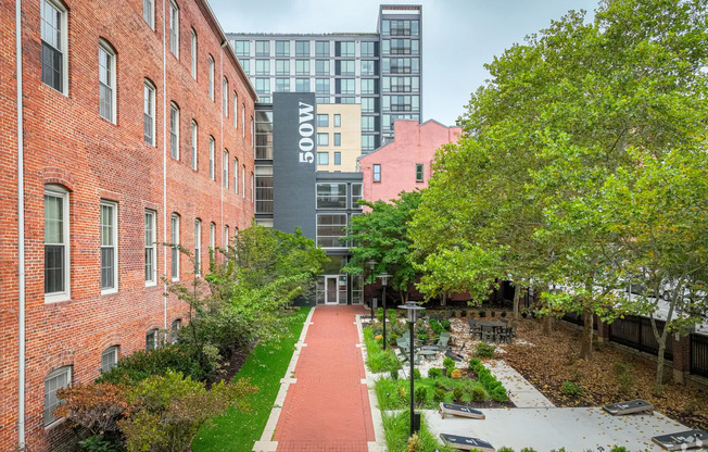 1 bed, 1 bath, 800 sqft, $2,038, Unit T1109