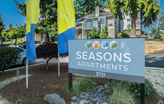 Second month free and Waived Admin Fees!  Large 2x2 in Tukwilla!