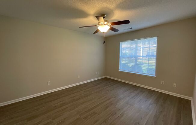 1 bed, 1 bath, 765 sqft, $1,200, Unit 2742-3 Pearl Remodel