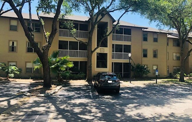 ALTAMONTE SPRINGS: 2 bed/2 bath AVAILABLE JUNE 16th!